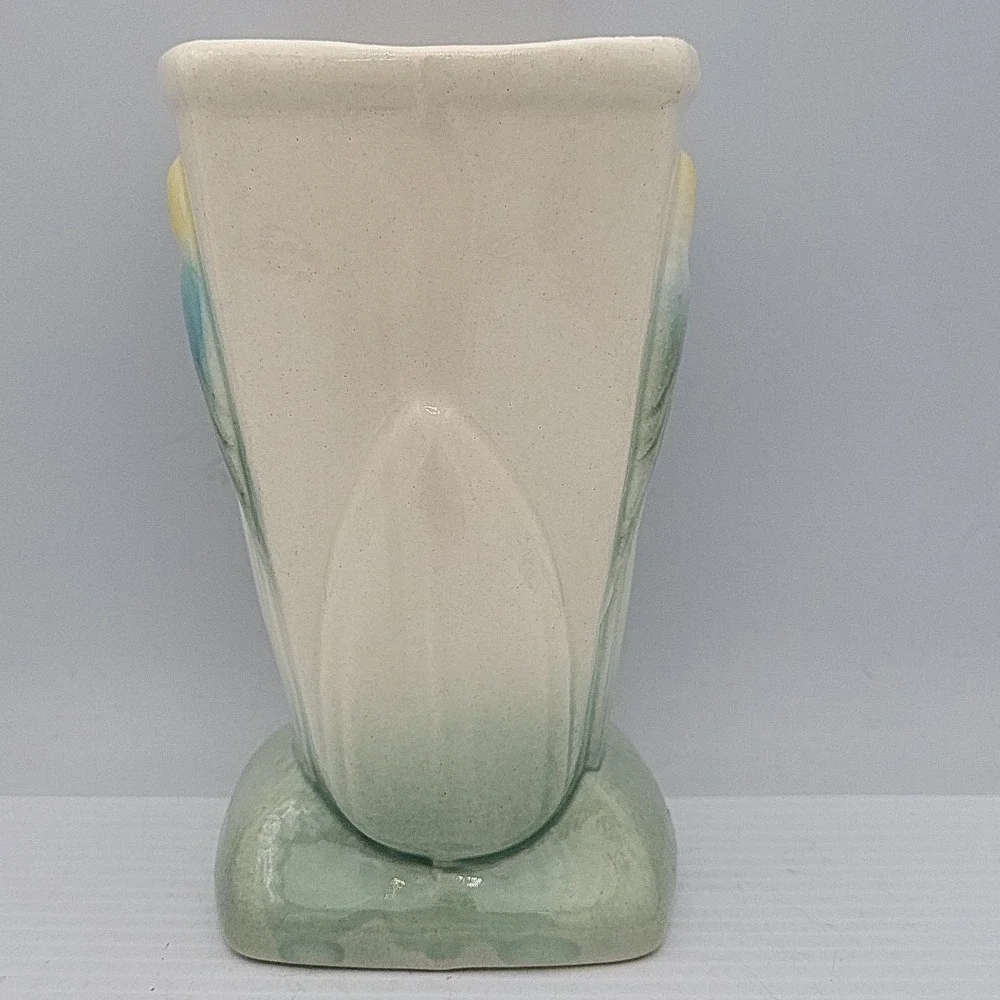 Robinson Ransbottom PARAKEET LOVEBIRD VASE Roseville Ohio Pottery